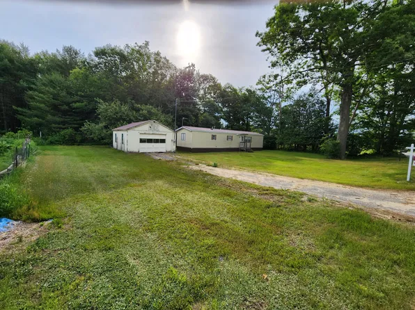 89 Fore Street, Oxford, ME 04270