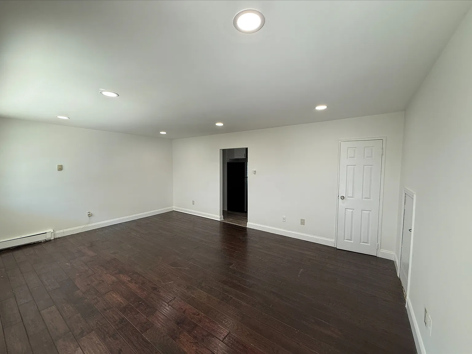 1 bed, $2,000 — Photo 2