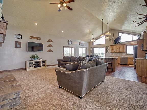 5th image of 2921 Hackamore Dr