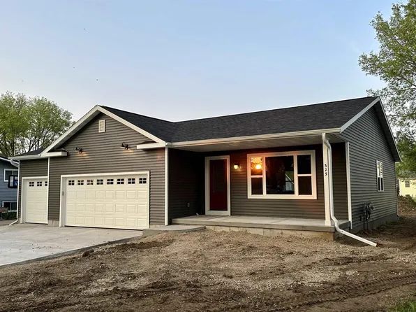 323 Meadow LANE, Mazomanie, WI 53560