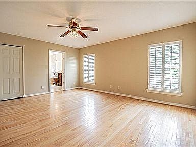 4th image of 3710 Leona St