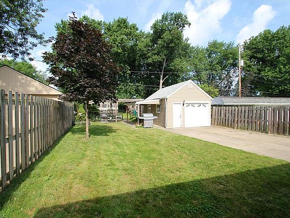 2nd image of 4354 S Parkside Dr