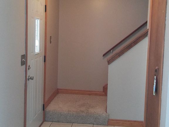 2nd image of 4164 Violet Ave