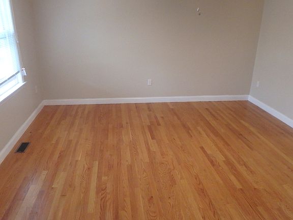 5th image of 800 Justin Dr Unit 5