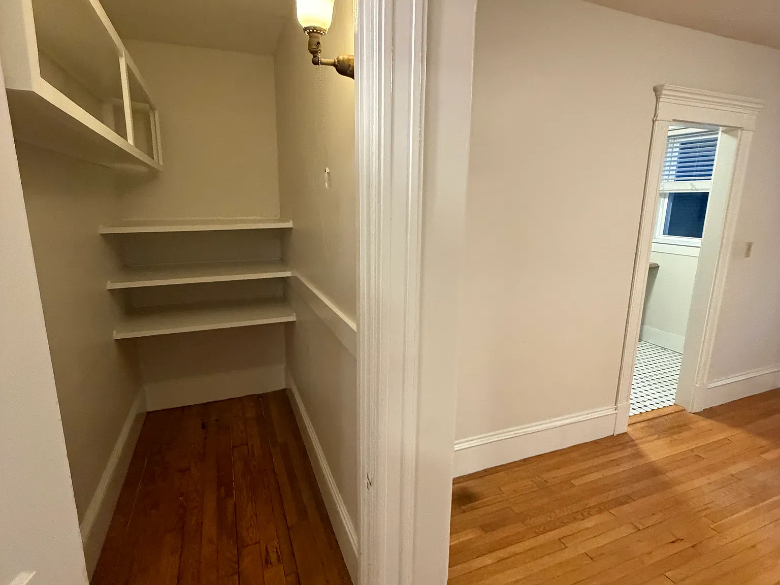 1 bed, 550 sqft, $2,100 — Photo 4
