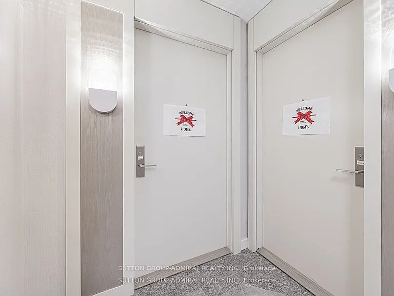 15 Richardson St #1017 — Photo 3
