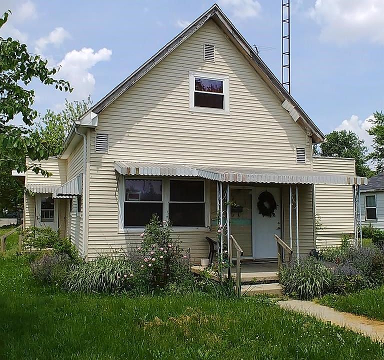 1st image of 724 W Sugar St #1