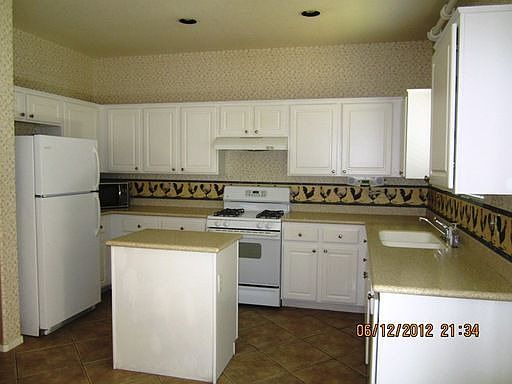 3rd image of 6007 W Santoli Ave