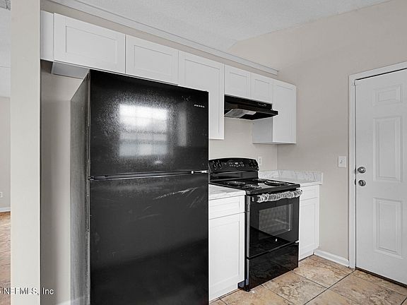 5th image of 4036 ALFRED MILL Avenue
