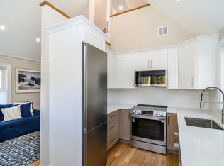 12R Maugus Ave #12R, Wellesley Hills, MA 02481