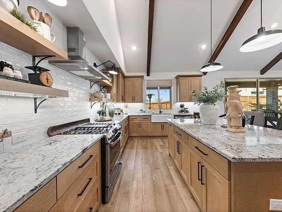 4th image of 1340 Cartona Rd