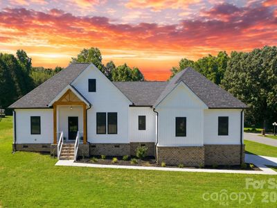 1213 Creekside Dr, Conover, NC, 28613