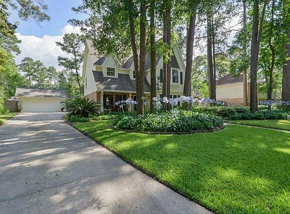2nd image of 2027 Woodland Valley Dr