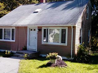 6 Lantern Rd, Smithfield, RI 02917