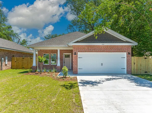 1569 Cedar St, Niceville, FL 32578