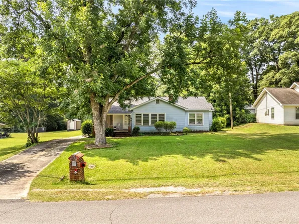 2531 55th St, Valley, AL 36854