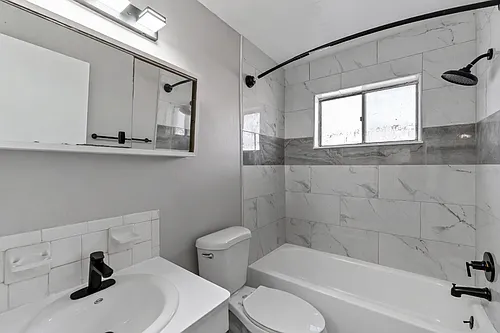 29336 Dequindreunit #103 Photo 1