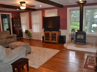 865 Temple St, Whitman, MA 02382