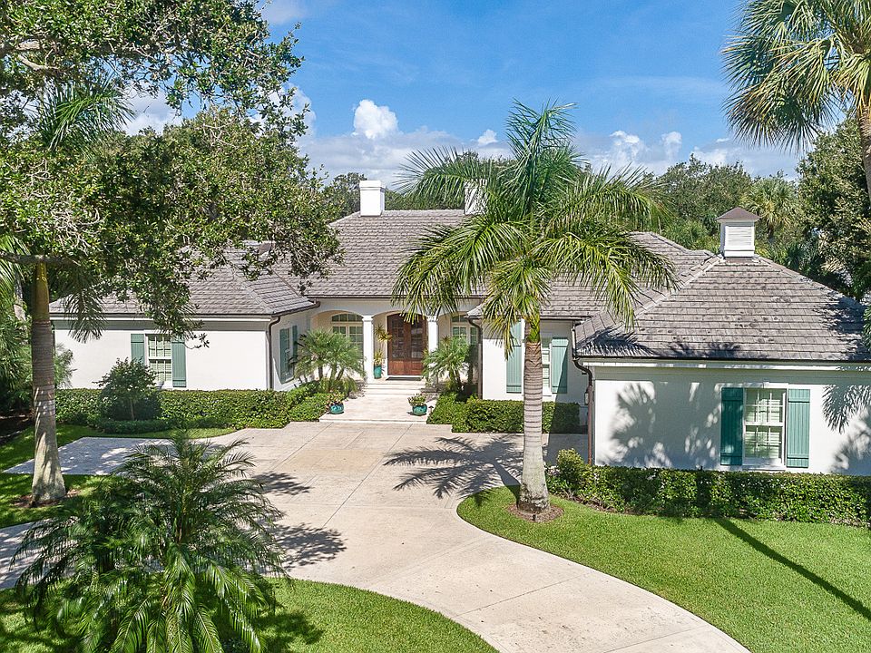 1st image of 261 Sabal Palm Ln
