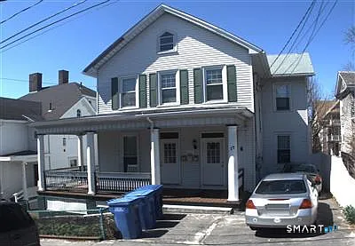 17 1st Ave