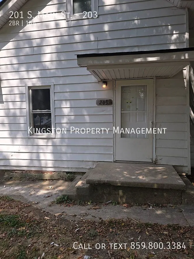 Newly Renovated 2 Bedroom Now Available — Photo 3