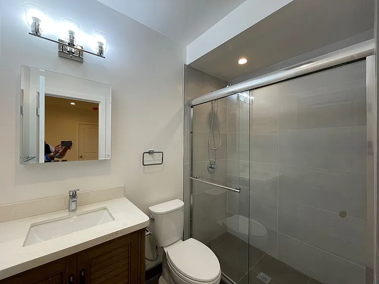 242 Holloway Ave — Photo 4
