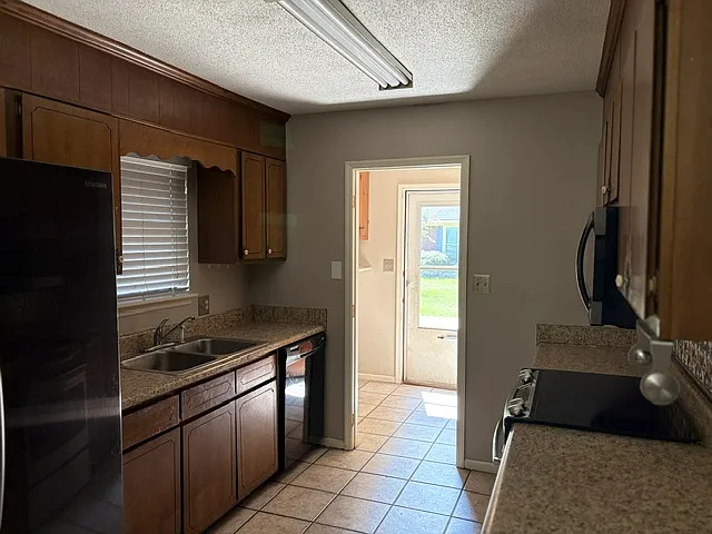 108 Old Leesburg Rd — Photo 3