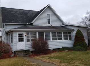 102 S James St, Milford, IN 46542