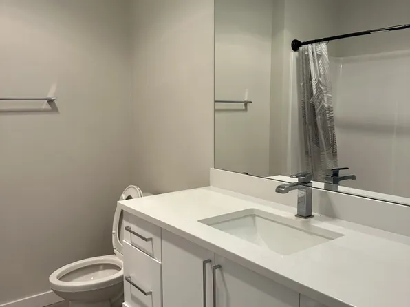 17346 91st Ave NE #B, Bothell, WA 98011