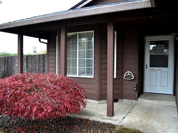 2nd image of 13000 NE 87th St