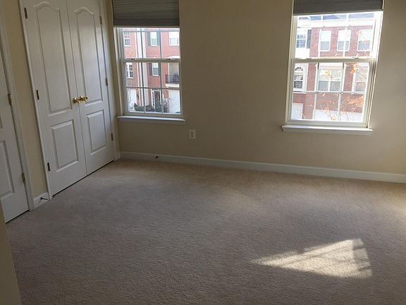 Available bedroom 3
