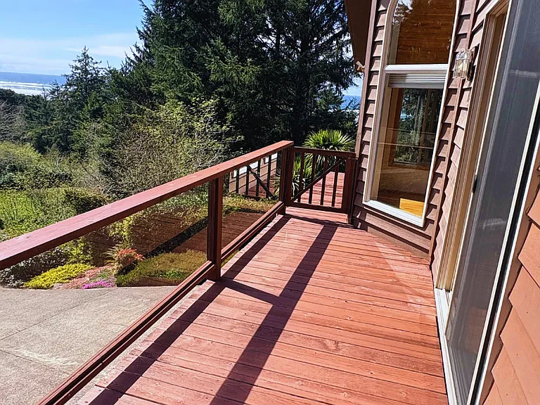 7205 SW Burl Dr — Photo 33