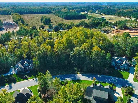 4th image of 101 Watrus Dr