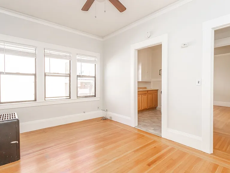 3205 College Ave — Photo 14