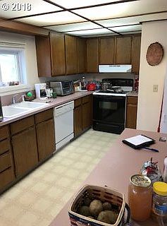 1st image of 711/713 2nd St