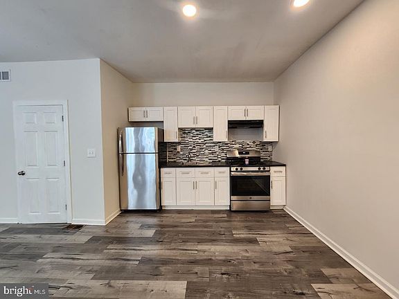 3rd image of 409 N Salford St