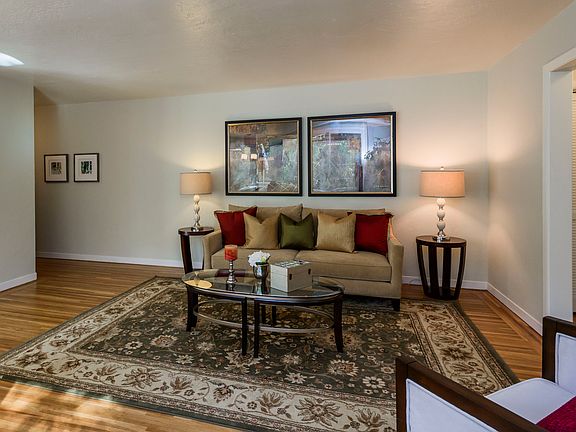 3rd image of 155 El Camino Real APT 12