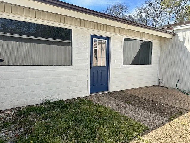 633 Harris St — Photo 8