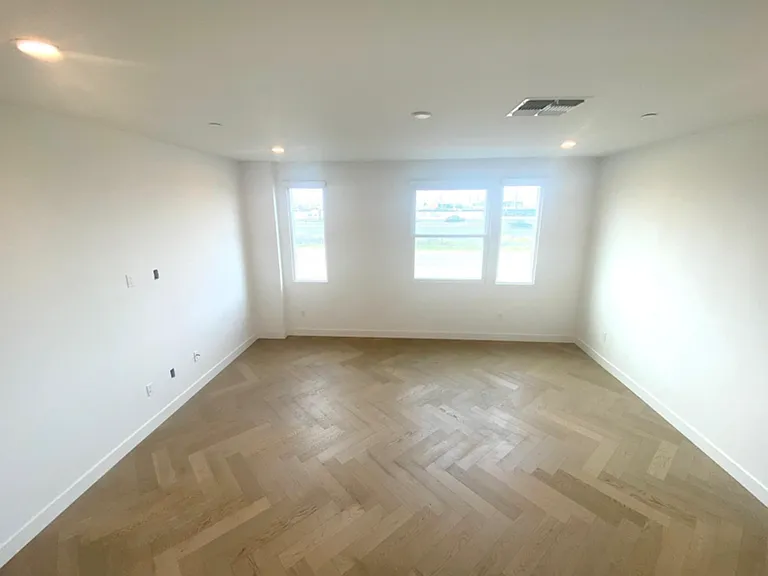 1317 Pullman Way — Photo 10