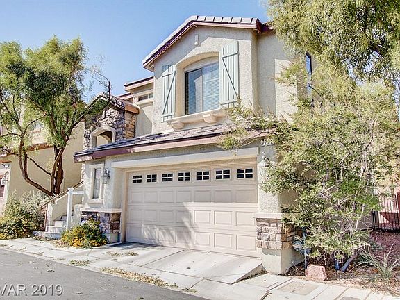3rd image of 7241 Beachwood Crest St