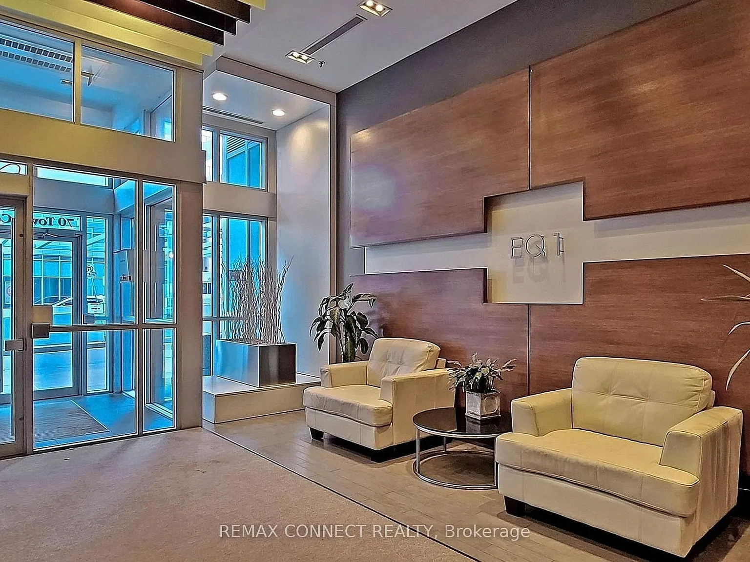 2 bed, $2,575 — Photo 2