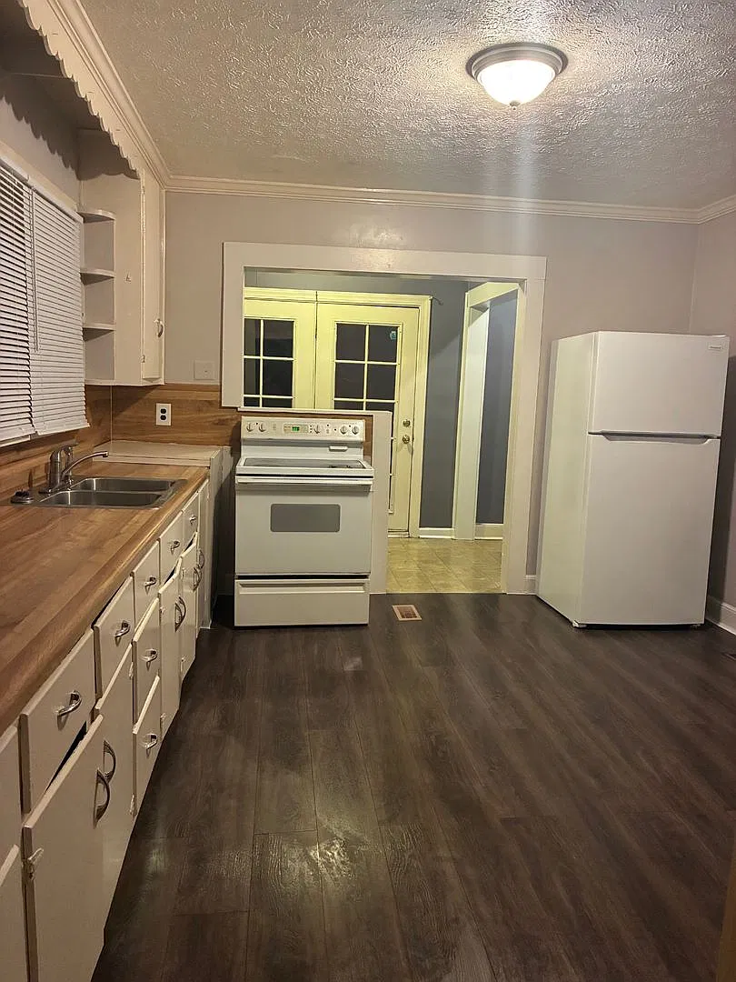Affordable. Great Neighborhood. Ready for a family. — Photo 3