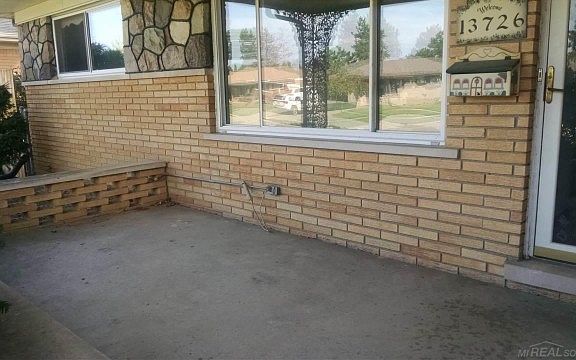 3rd image of 13726 Jenny Dr