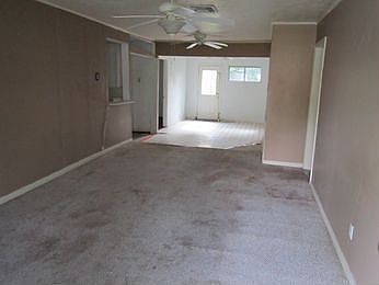 2nd image of 422 Scarlett St