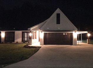 13182 Bluff View Dr, Willis, TX 77318