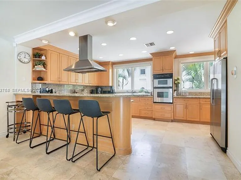 3972 NE 171st St #Townhouse 3972 — Photo 7