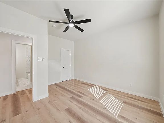 5th image of 107 E Kirnwood Dr