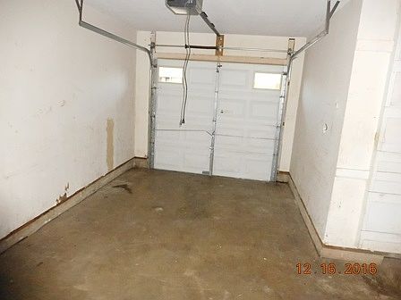3rd image of 426 NW Woodland Dr