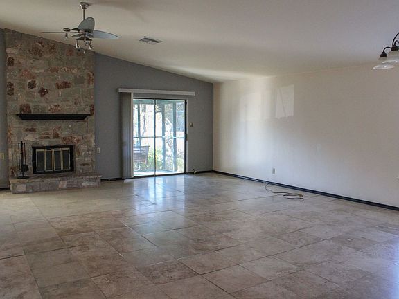 5th image of 4222 Clear Lake Dr