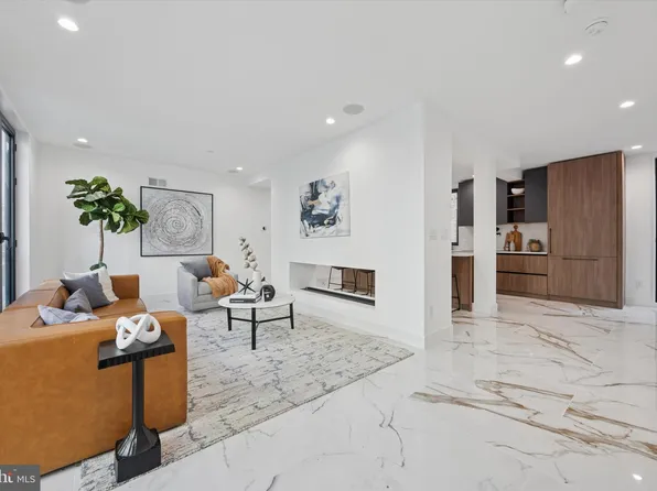 1843 Hartranft St #A103, Philadelphia, PA 19145